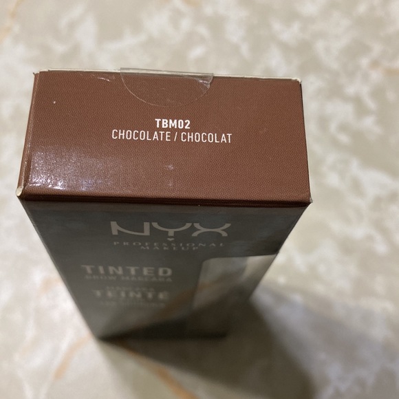 🌟Free add on🌟 NYX brow mascara - Picture 4 of 5